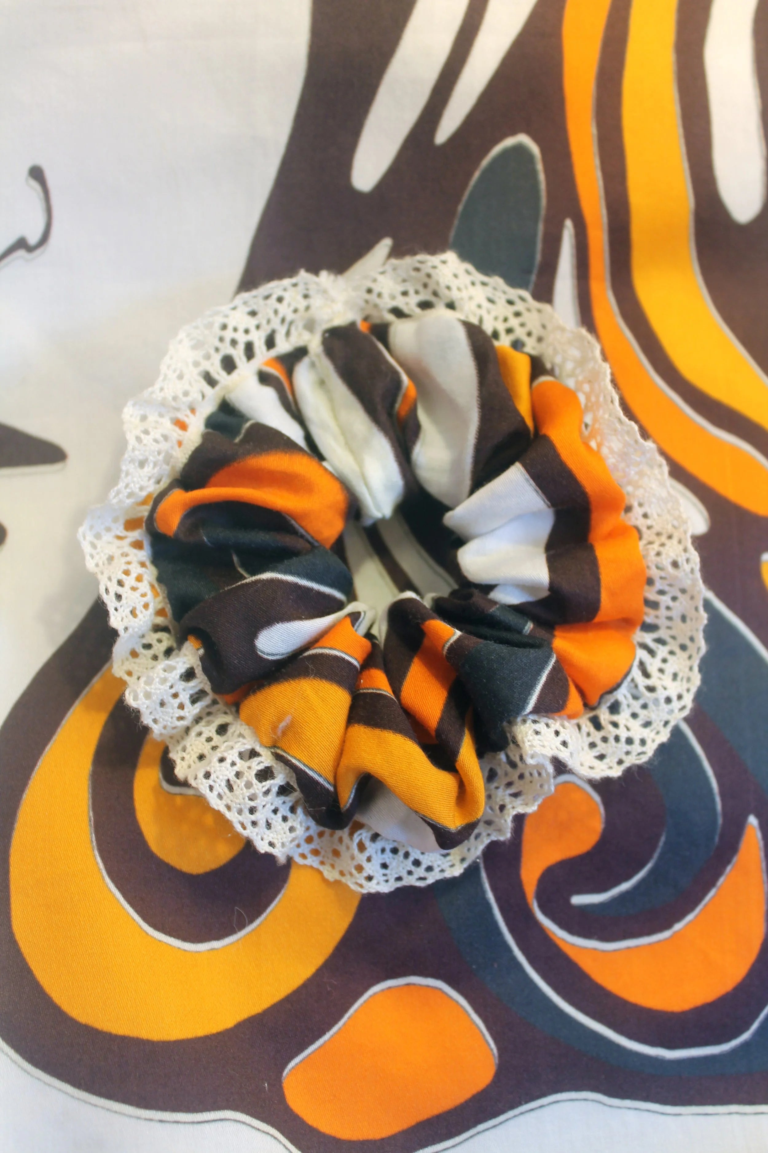 Lady Sunshine Scrunchie